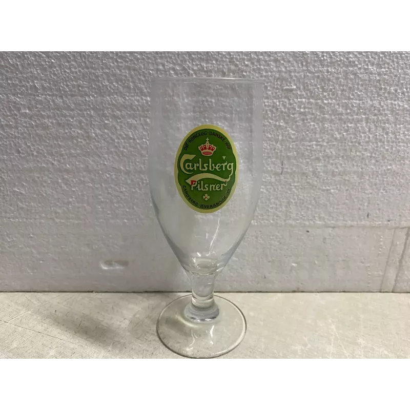 1 VERRE CARLSBERG   PILSNER  25CL HT 17.50CM