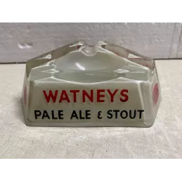 CENDRIER WATNEYS  EN OPALINE  13CM X13CMX13CM