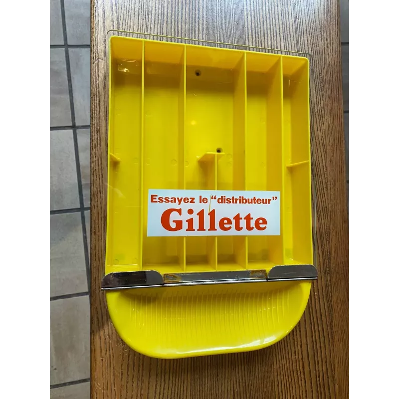 RAMASSE -MONNAIE  GILLETTE  ET DISTRIBUTEUR   30CM X20.50CM