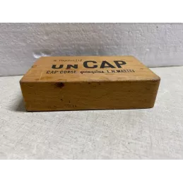 BOITE A CARTES  UN CAP   CAP CORSE  11.50CM X7.50CM