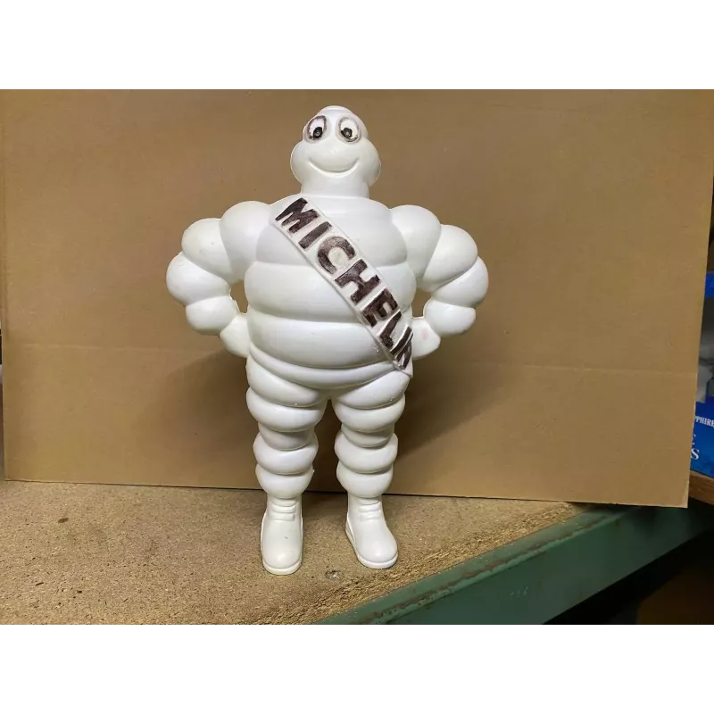 BIBENDUM HAUTEUR 31 CM  X21 CM