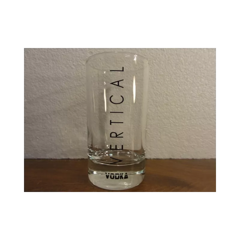 5 VERRES VODKA VERTICAL  BABY