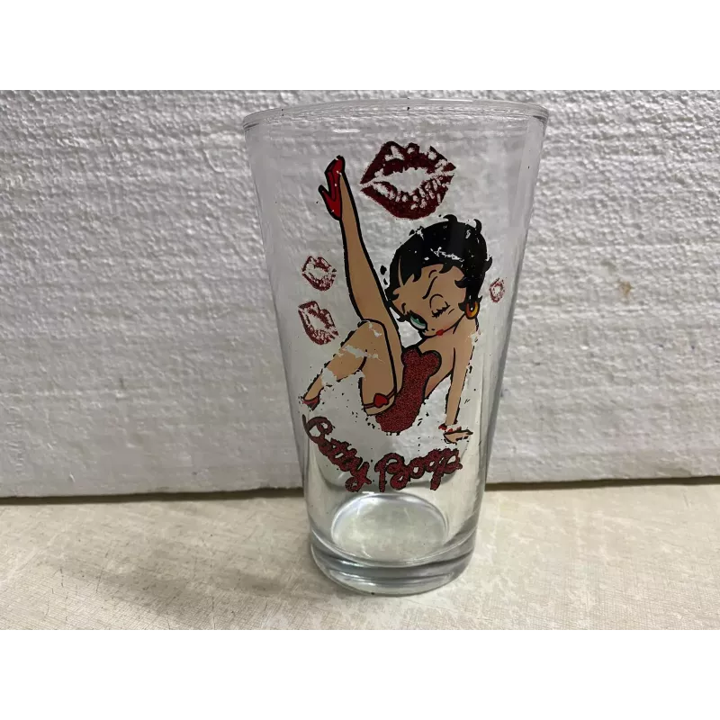 1 VERRE BETTY BOOP  HT 14.70CM