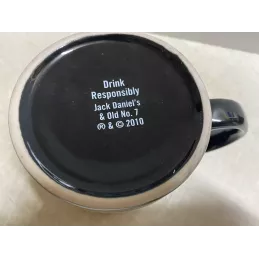 MUG JACK DANIEL'S   HT 9.60CM  ANNEE 2010
