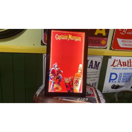 CADRE  LUMINEUX  CAPTAIN  MORGAN   33.50CM X20CM