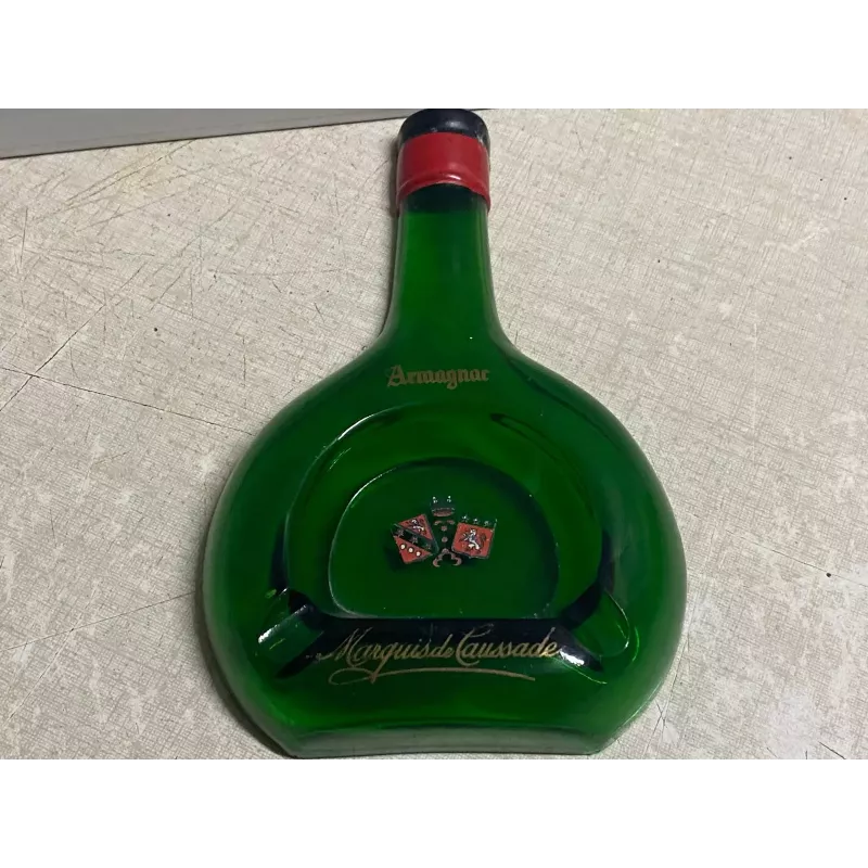 CENDRIER ARMAGNAC  MARQUIS DE CAUSSADE  18CM X12CM