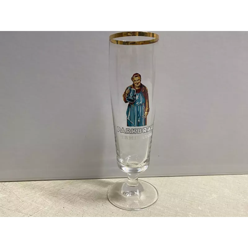 1 VERRE PARKBRAU   PIRMINATOR  20CL HT 19CM