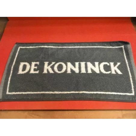 1 TAPIS DE BAR  DE KONINCK