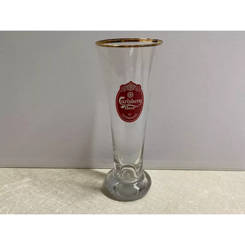 1 VERRE CARLSBERG 25CL HT 20CM