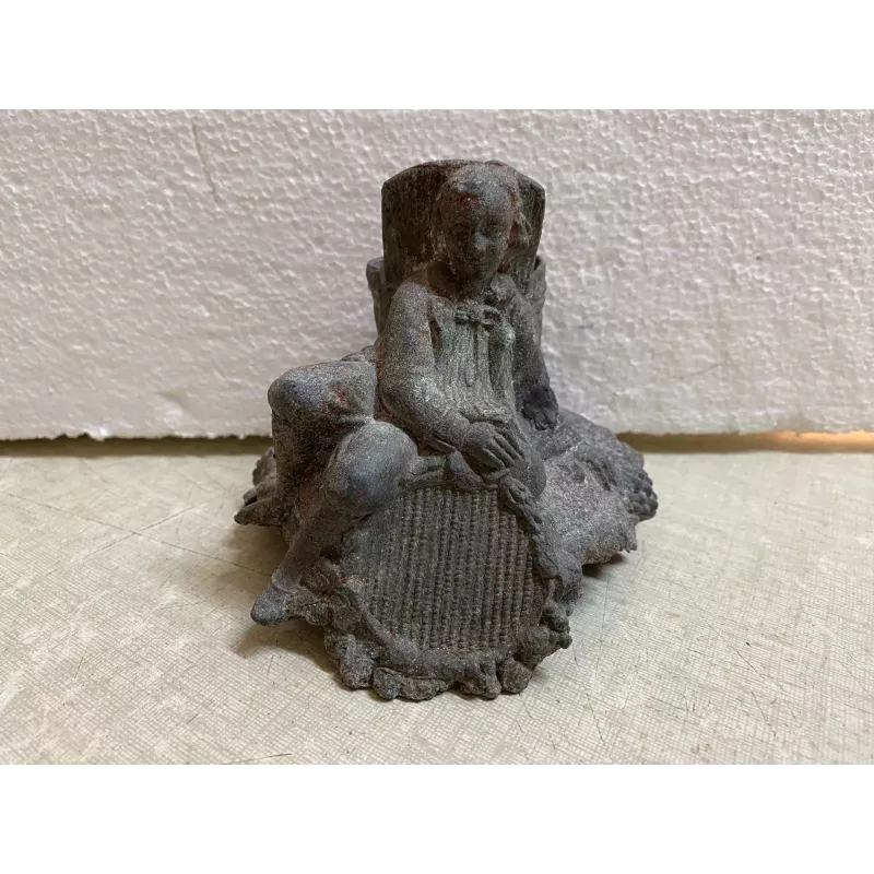 ANCIEN PYROGENE  EN REGULE