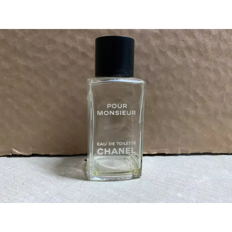 1 FLACON DE PAFUM CHANEL  HT 10.50CM