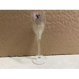 7 FLUTES CHAMPAGNE  MARCEL  VEZIEN  10CL HT 18CM