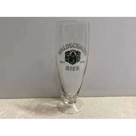 1 VERRE WALDSCHMIDT 30CL  HT 18CM