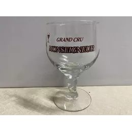 1 VERRE  GRAND CRU  MONSEIGNEUR 33CL HT 15.40CM