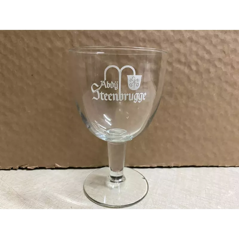 1 VERRE STEENBRUGGE  33CL HT 15.80CM