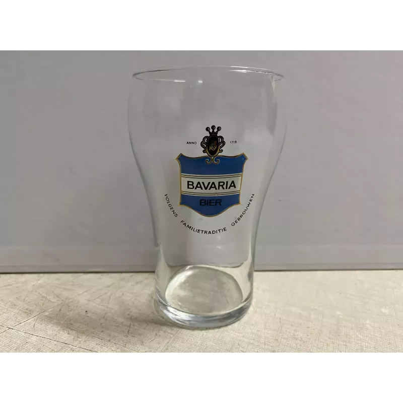 1 VERRE BAVARIA  20CL HT 11.70CM