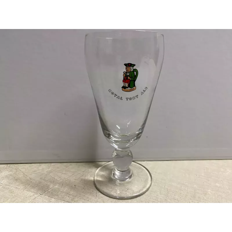 1 VERRE ROYAL TOBY ALE 25CL HT 15.30CM