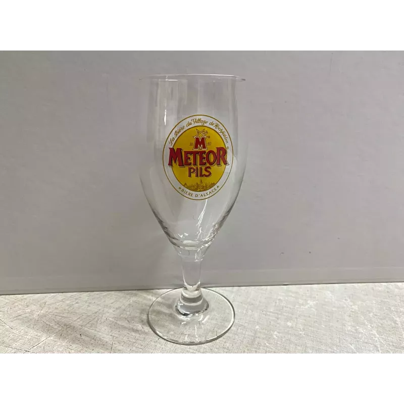 1 VERRE METEOR 25CL HT 17.80CM