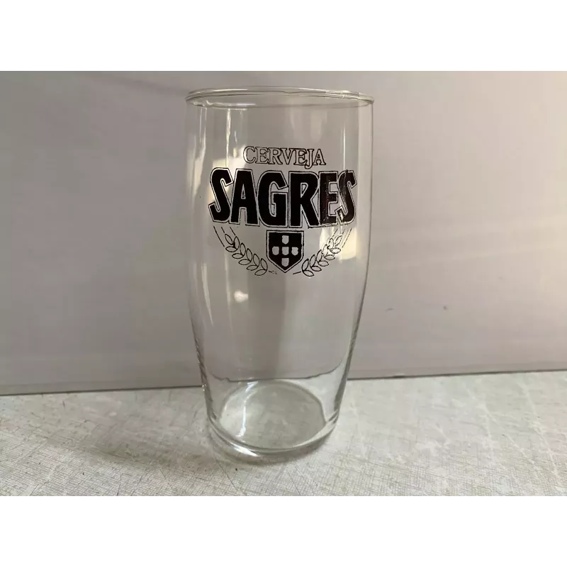 1 VERRE SAGRES  20CL HT 11.80CM