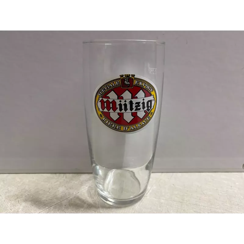 1 VERRE MUTZIG 25CL HT 13.30CM