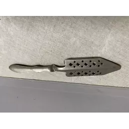 1 CUILLERE ABSINTHE  LONGUEUR 16.20CM