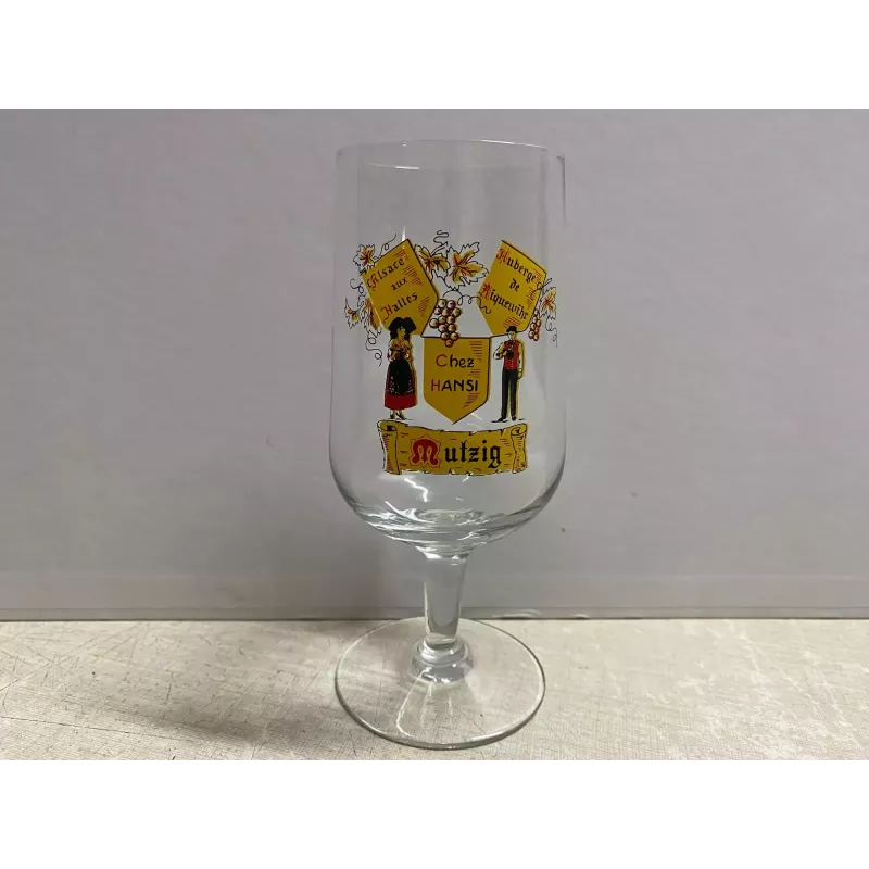 1 VERRE MUTZIG 25CL HT 15.40CM