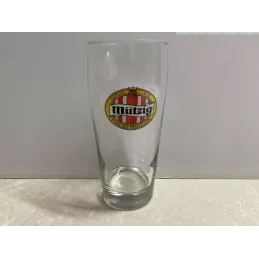 1 VERRE MUTZIG 50CL HT 17.40CM