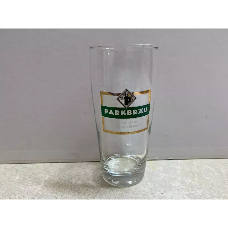 1 VERRE  PARKBRAU 25CL HT 14CM