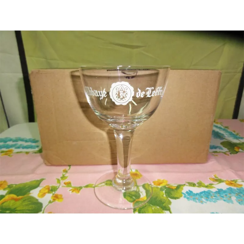 1 vieux verre leffe 25cl