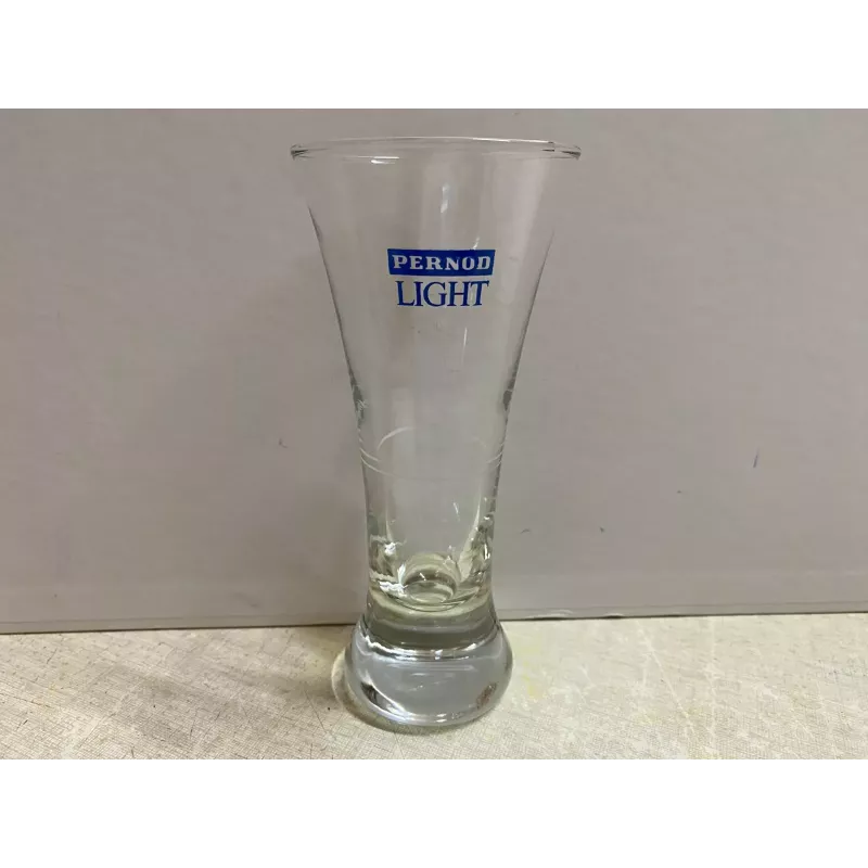 1 VERRE PERNOD LIGHT  HT 15CM