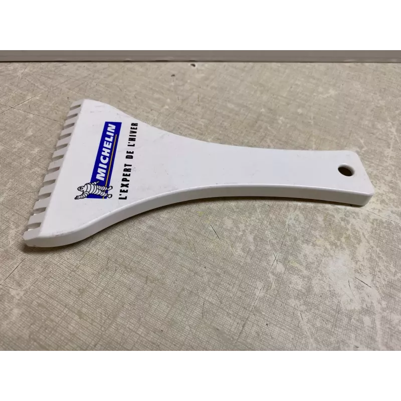 RACLETTE  MICHELIN  LONGUEUR  17CM