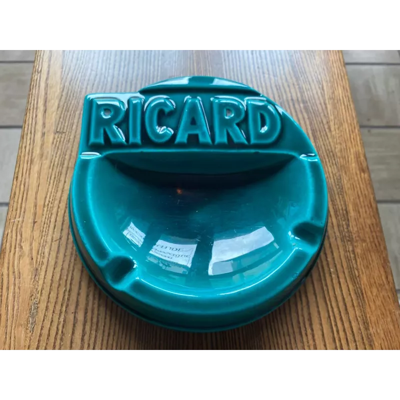 CENDRIER  RICARD VERT  DIAMETRE 20CM