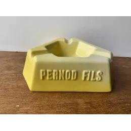 CENDRIER  UN PERNOD - PERNOD FILS    18.50CM X16.50CM