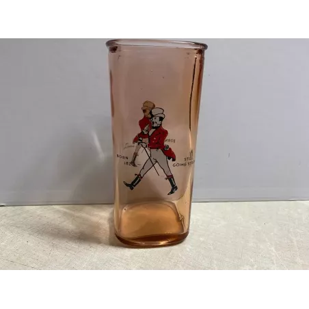 1 VASE  JOHNNIE  WALKER ROSE  HT 16.50CM