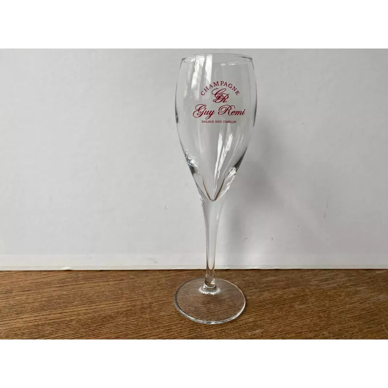 6 FLUTES CHAMPAGNE   GUY REMI   10CL HT 19.50CM