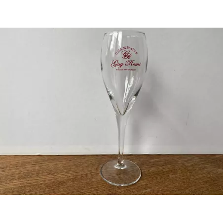 6 FLUTES CHAMPAGNE   GUY REMI   10CL HT 19.50CM