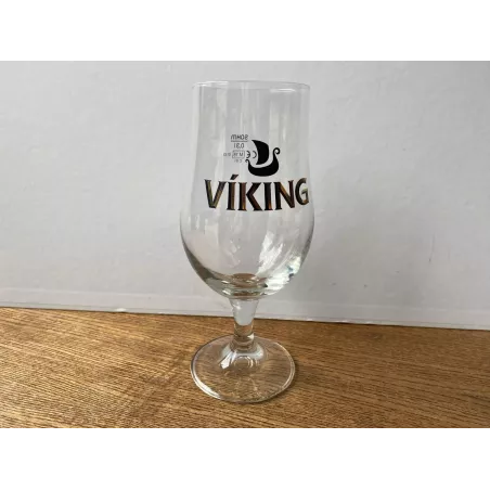 1 VERRE VIKING 30CL HT 18CM