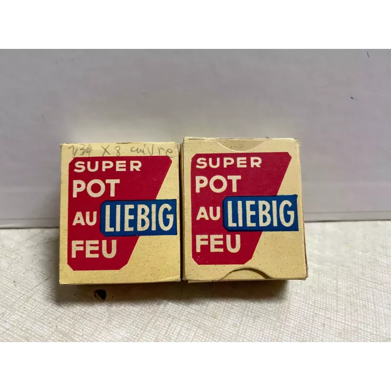 2 BOITES LIEBIG VIDES EN CARTON  3.80CM X3.20CM X1.50CM