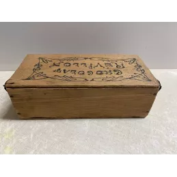 BOITE CHOCOLAT  REVILLON  HT 7CM X20.50CM X9.50CM