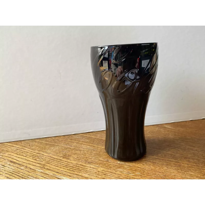 1 VERRE COCA-COLA  NOIR HT 14CM