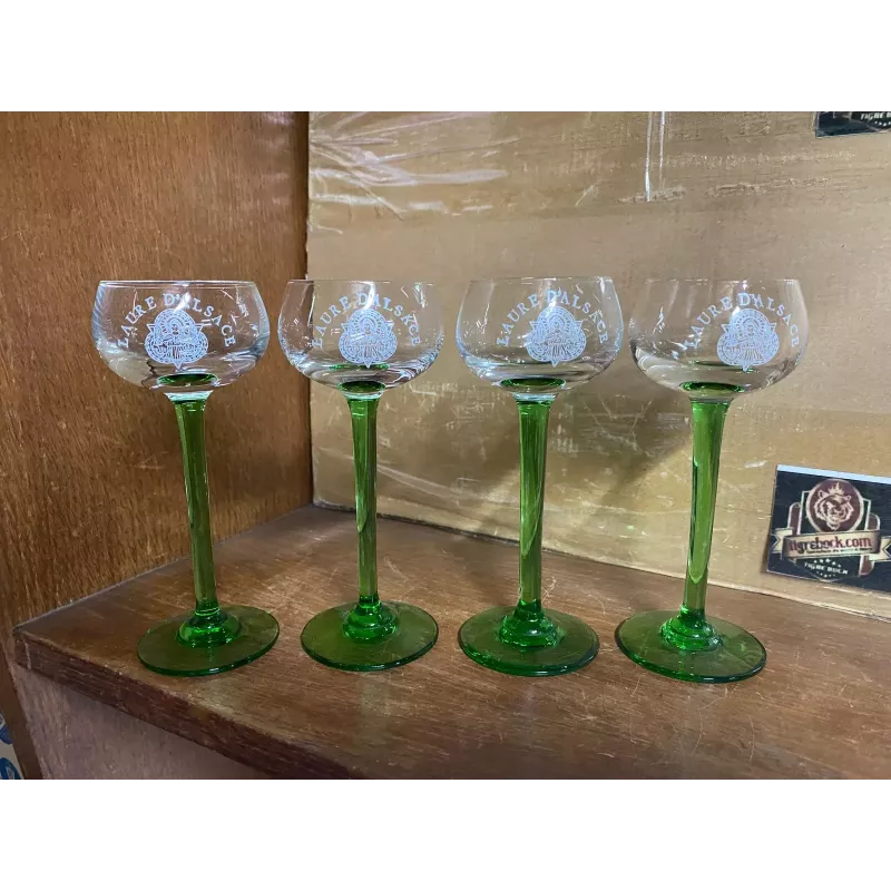 4 VERRES  LAURE D'ALSACE  6CL HT 14.40CM