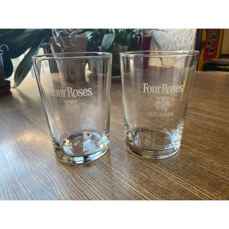2 VERRES  FOUR ROSES  45CL HT 12CM