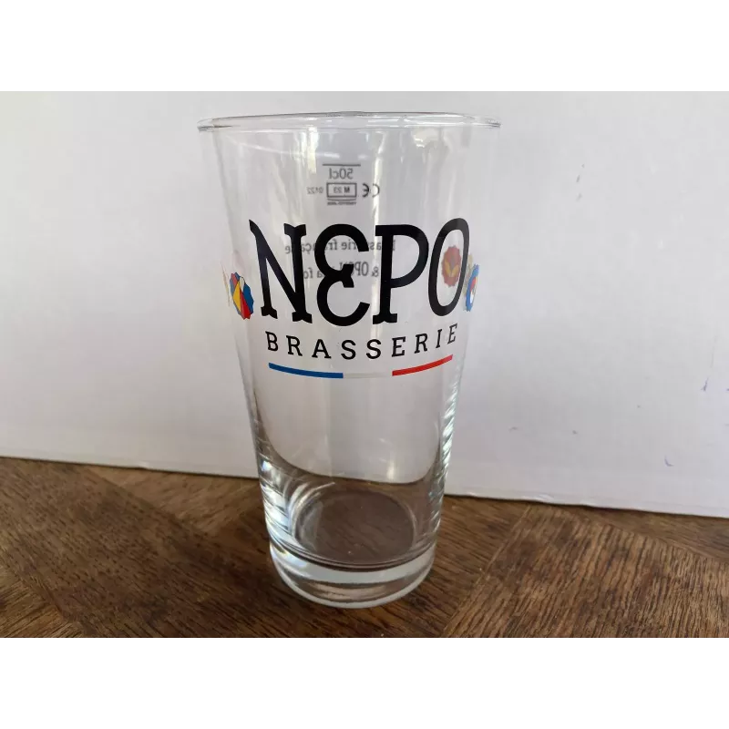 1 VERRE  NEPO 50CL  HT 16CM  BRASSERIE FRANCAISE