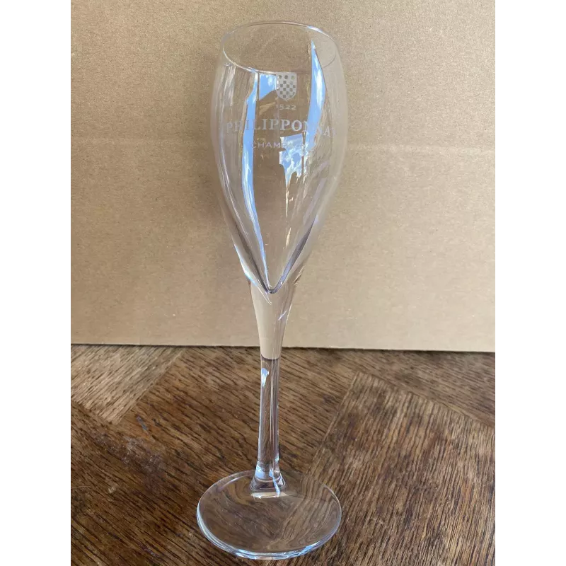 6 FLUTES  CHAMPAGNE  PHILIPONNAT 13CL  HT 19.40CM