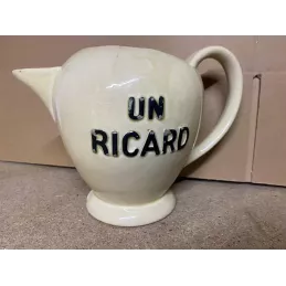 PICHET  UN  RICARD BLANC