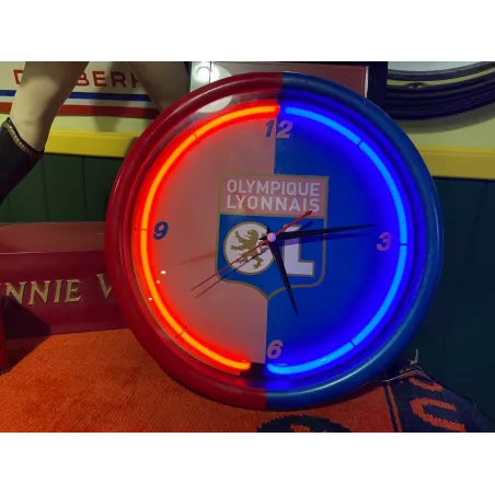 PENDULE OLYMIQUE  LYONNAIS  DIAMETRE 30CM