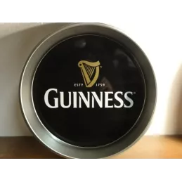 1 PLATEAU  GUINNESS  DIAMETRE 36CM