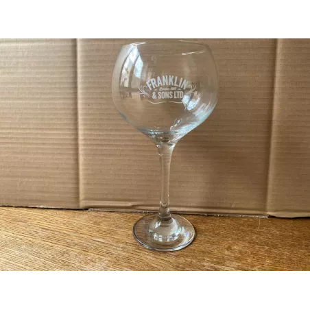 6 VERRES  FRANKLIN&SONS LTD 50CL HT 23.40CM