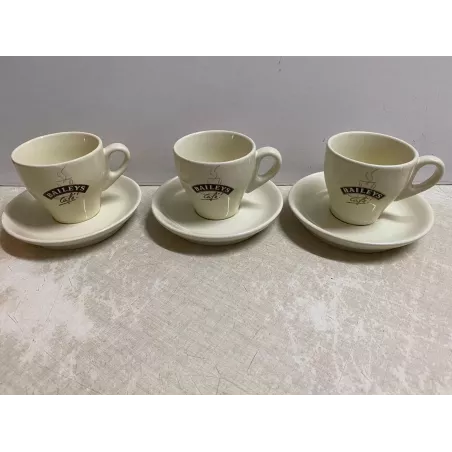3 TASSES  BAILEY'S   12CL