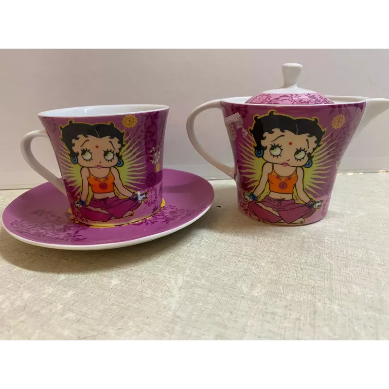 BETTY POOP SERVICE  TASSE + THEIERE